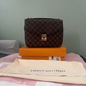 Checkered Print Cross Body